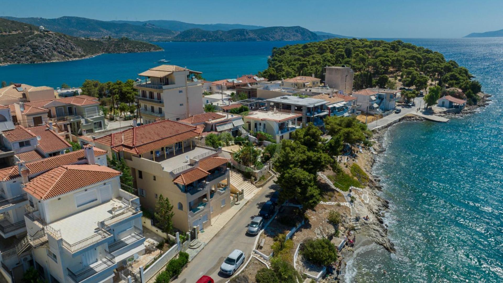 Ariadni Apartment